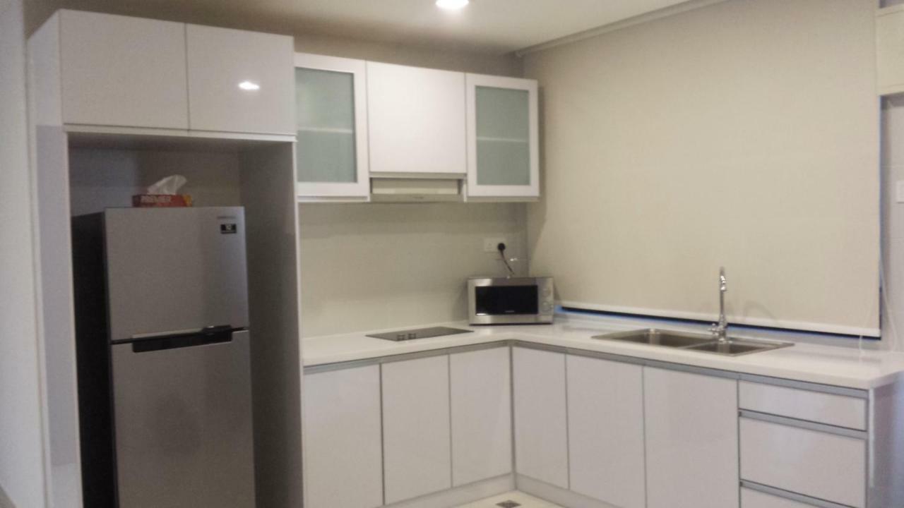 Cherloft@Samsuria Beach Residences Kampung Sungai Ular Extérieur photo
