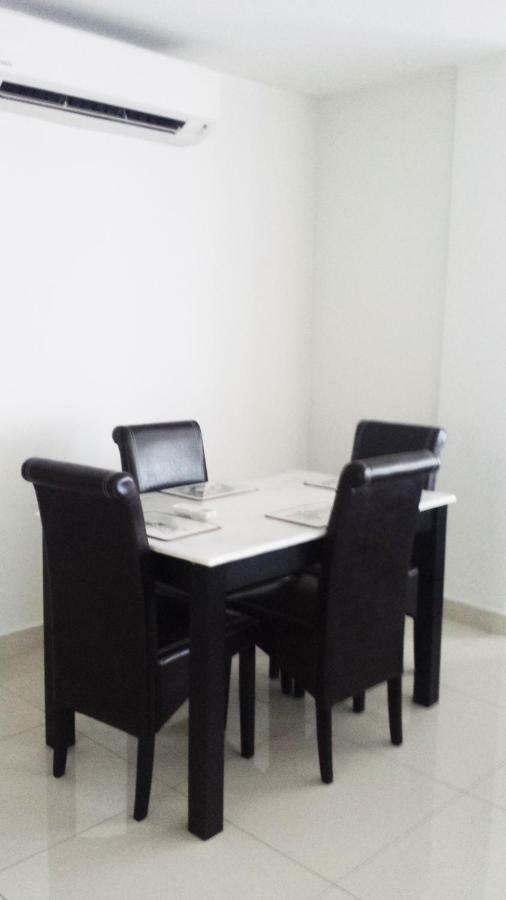 Cherloft@Samsuria Beach Residences Kampung Sungai Ular Extérieur photo
