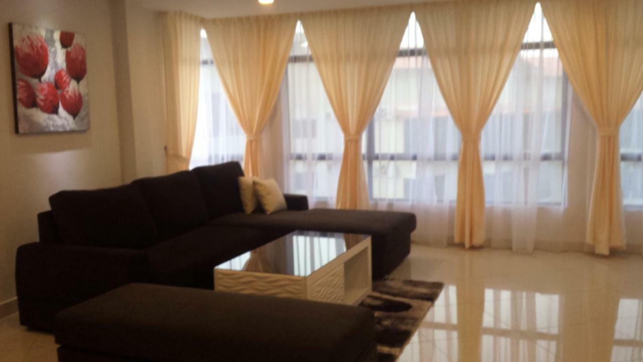 Cherloft@Samsuria Beach Residences Kampung Sungai Ular Extérieur photo